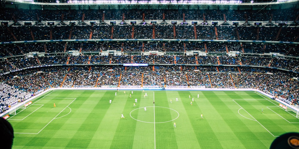 Opta足球数据专业战术报告展示 - 包含球场热图与战术板分析